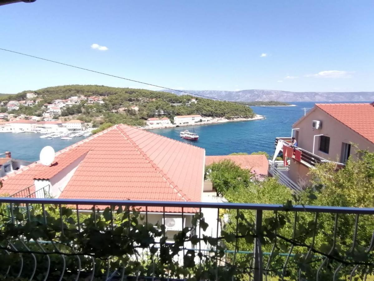 Apartments Piko2 Jelsa  Exterior photo