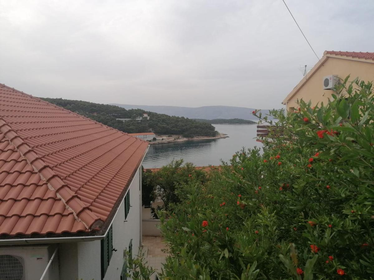 Apartments Piko2 Jelsa  Exterior photo